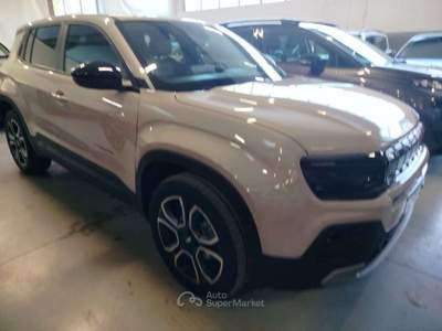 Jeep Avenger 1.2 Turbo 100 CV MHEV Summit Beige usata Cesena