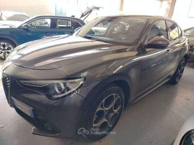Alfa Romeo Stelvio 2.2 Turbodiesel 190 CV AT8 Q4 Executive Grigio usata Cesena