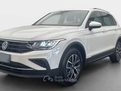 Volkswagen Tiguan Tiguan 1.4 TSI eHybrid 245cv *NAVI*CAM*IQ-Drive* Bianco usata Roma
