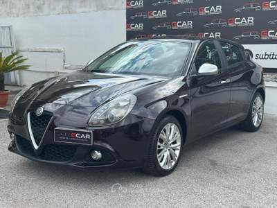 Alfa Romeo Giulietta Alfa Romeo Giulietta 1.6 JTDM 120 Cv Nero usata Giugliano in Campania