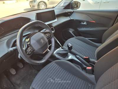 Peugeot 208 Peugeot 208 1.2 Active Nero usata Monterotondo