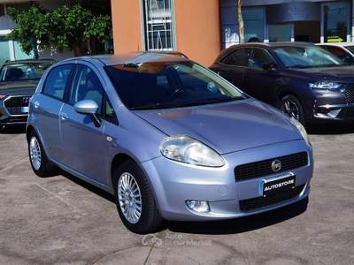 Fiat Grande Punto Dynamic*GANCIO TRAINO* Argento usata Galatina
