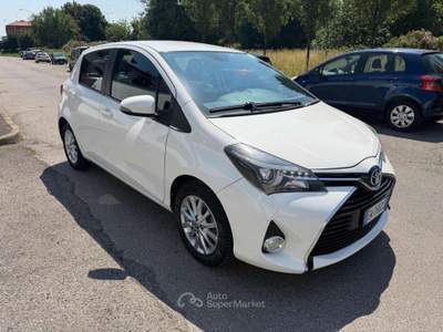 Toyota Yaris 1.0 5 porte Lounge Bianco usata Segrate