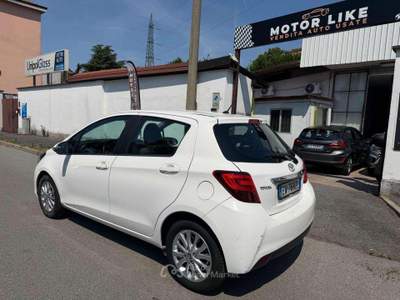 Toyota Yaris 1.0 5 porte Lounge Bianco usata Segrate
