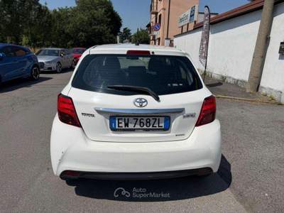 Toyota Yaris 1.0 5 porte Lounge Bianco usata Segrate