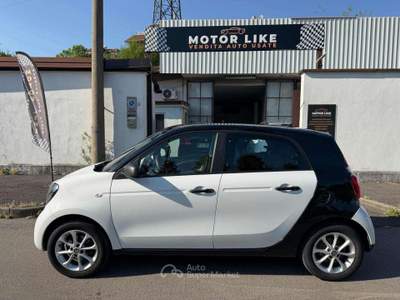 Smart ForFour 70 1.0 Passion Bianco usata Segrate