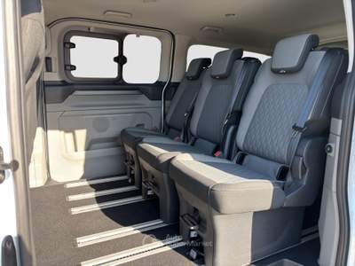 Ford Transit/Tourneo/Bus Tourneo Custom 320 2.0 EcoBlue 150CV PL Titanium Bianco usata Milano