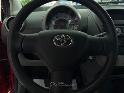 Toyota Aygo 1.0 Full Optional Rosso usata Qualiano