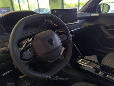 Peugeot 2008 1.2 hybrid ALLURE - 145 cv e-dcs6 Blu/Azzurro usata Calco