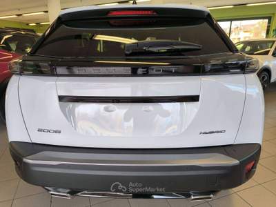 Peugeot 2008 1.2 hybrid ALLURE - 145 cv e-dcs6 Bianco usata Calco