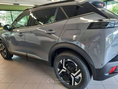 Peugeot 2008 1.2 hybrid ALLURE - 145 cv e-dcs6 Grigio usata Calco