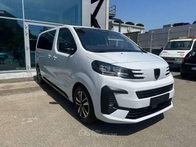 Peugeot Traveller BlueHDi 180 S&S EAT8 Standard Business Bianco usata Scandiano