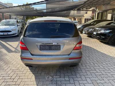 Mercedes-Benz Classe R V6 CDI 265cv Premium 4Matic Auto 7p.ti Grigio usata Guastalla