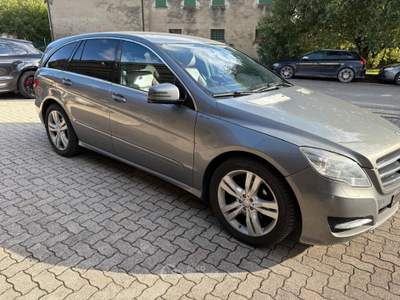 Mercedes-Benz Classe R V6 CDI 265cv Premium 4Matic Auto 7p.ti Grigio usata Guastalla
