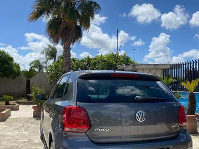 Volkswagen Polo Tenuta in ottimo stato Grigio usata Cancello ed Arnone
