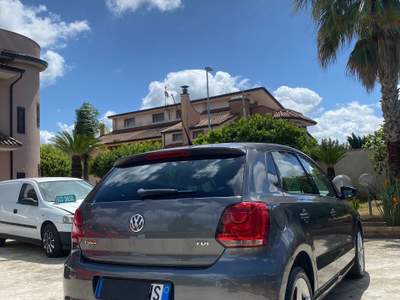 Volkswagen Polo Tenuta in ottimo stato Grigio usata Cancello ed Arnone