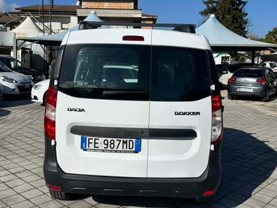 Dacia Dokker 75CV Serie Speciale Lauréate Family Bianco usata Teano