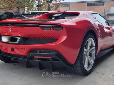 Ferrari 296 km 250 da nuova Rosso usata Modena