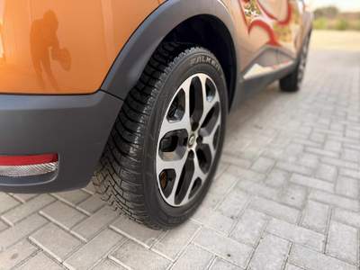 Renault Captur Sport Edition2/PELLE/FULL LED/ Arancione usata Gravina in Puglia