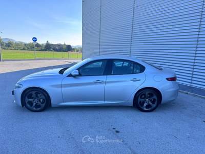 Alfa Romeo Giulia 2.2 Turbodiesel 150 CV AT8 Super OK DISTRIBUZIONE Argento usata Sant'Angelo in vado