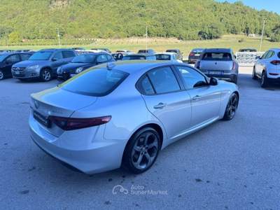 Alfa Romeo Giulia 2.2 Turbodiesel 150 CV AT8 Super OK DISTRIBUZIONE Argento usata Sant'Angelo in vado