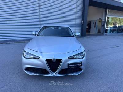 Alfa Romeo Giulia 2.2 Turbodiesel 150 CV AT8 Super OK DISTRIBUZIONE Argento usata Sant'Angelo in vado
