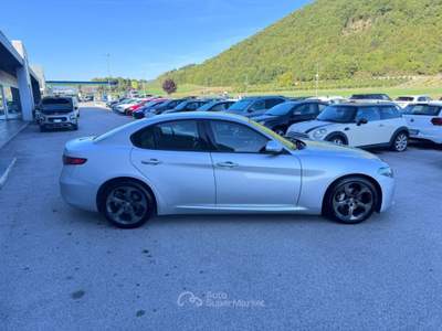 Alfa Romeo Giulia 2.2 Turbodiesel 150 CV AT8 Super OK DISTRIBUZIONE Argento usata Sant'Angelo in vado