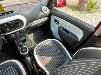 Renault Twingo 1.0 SCe 65 CV Intens Rosso usata Pollena Trocchia