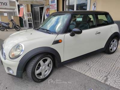 MINI Cooper Mini cooper D pelle tetto bicolore 1.6d Beige usata Sant'Egidio del Monte Albino