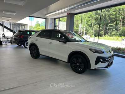 Volkswagen T-Roc new t roc style e-tsi Bianco usata Beregazzo con Figliaro
