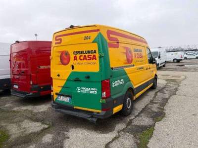 Volkswagen Crafter e-Crafter 35 136cv L3H3 FRIGO - GB675ZG Giallo usata Basiliano
