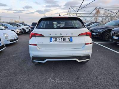 Skoda Kamiq Kamiq 2019 1.6 tdi Ambition 115cv dsg - GD218GM Bianco usata Basiliano