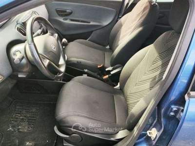 Lancia Ypsilon NEOPATENTATI 1.0 firefly hybrid Gold TG : GL734FA Blu/Azzurro usata Basiliano