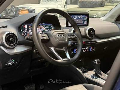 Audi Q2 35 TFSI S tronic S line Edition Blu/Azzurro usata Bologna