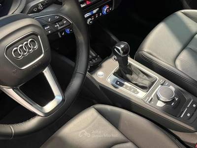 Audi Q2 35 TFSI S tronic S line Edition Blu/Azzurro usata Bologna
