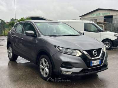 Nissan Qashqai Qashqai II 2017 1.5 dci Business 115cv - FX629GX Argento usata Basiliano