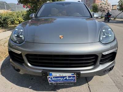 Porsche Cayenne 4.1 S Diesel Platinum Edition Grigio usata Pieve a Nievole