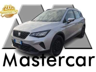 Seat Arona NEOPATENTATI Arona 2022 1.0 TSI 95cv tg: GS576NT Nero usata Basiliano