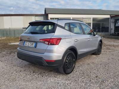 Seat Arona NEOPATENTATI Arona 2022 1.0 TSI 95cv tg: GS576NT Nero usata Basiliano
