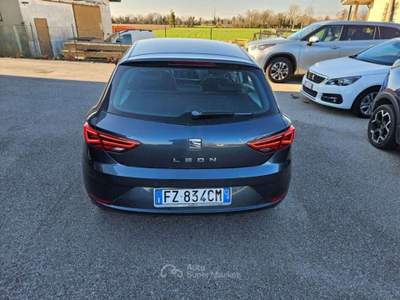 Seat Leon 2.0 tdi 150cv dsg 7m my20 - FZ834CM Argento usata Basiliano