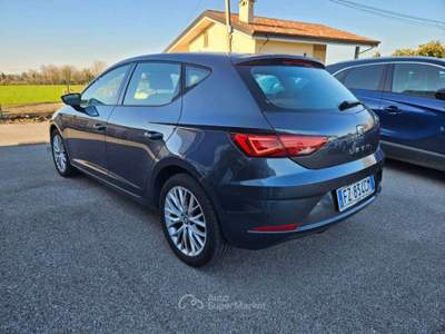 Seat Leon 2.0 tdi 150cv dsg 7m my20 - FZ834CM Argento usata Basiliano