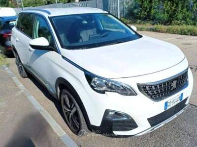 Peugeot 5008 1.5 bluehdi Allure EAT8  130CV - Navi 7 posti - GD Bianco usata Basiliano