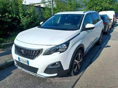 Peugeot 5008 1.5 bluehdi Allure EAT8  130CV - Navi 7 posti - GD Bianco usata Basiliano