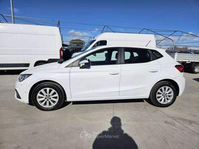 Seat Ibiza Ibiza V 2017 1.6 tdi Business 95cv dsg - FW842JS Bianco usata Basiliano
