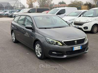 Peugeot 308 308 II 2018 SW SW 1.5 bluehdi s tg : GB443HF Grigio usata Basiliano