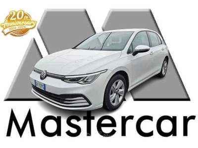 Volkswagen Golf Golf VIII 2020 1.0 etsi evo Life 110cv dsg GH182PG Bianco usata Basiliano