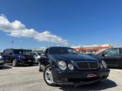 Mercedes-Benz CLK Kompressor cat Avantgarde Blu/Azzurro usata Volla