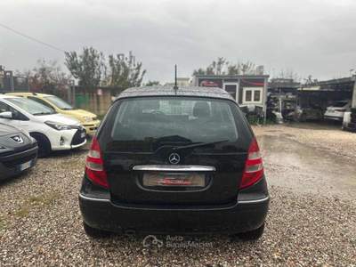 Mercedes-Benz Classe A CDI Avantgarde Automatica Nero usata Volla