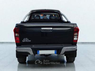 Isuzu D-Max 2.5 Crew Cab Solar Plus 4WD Nero usata Cassacco