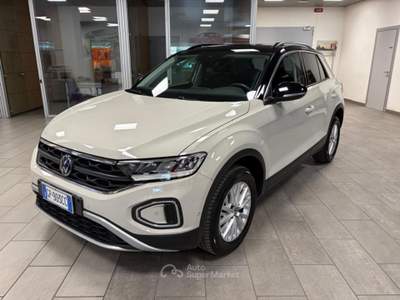 Volkswagen T-Roc 1.0 benzina 110cv.   Life , Km 51.000 Grigio usata Alba